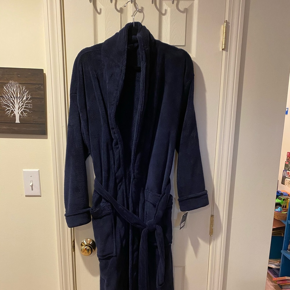 Men’s Navy Bathrobe
